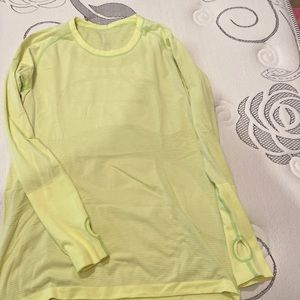 Lululemon long sleeve tech shirt size 12